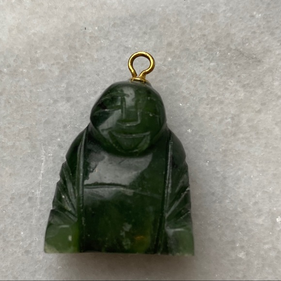 BC Green Jade Buddha Pendant - Picture 2 of 4